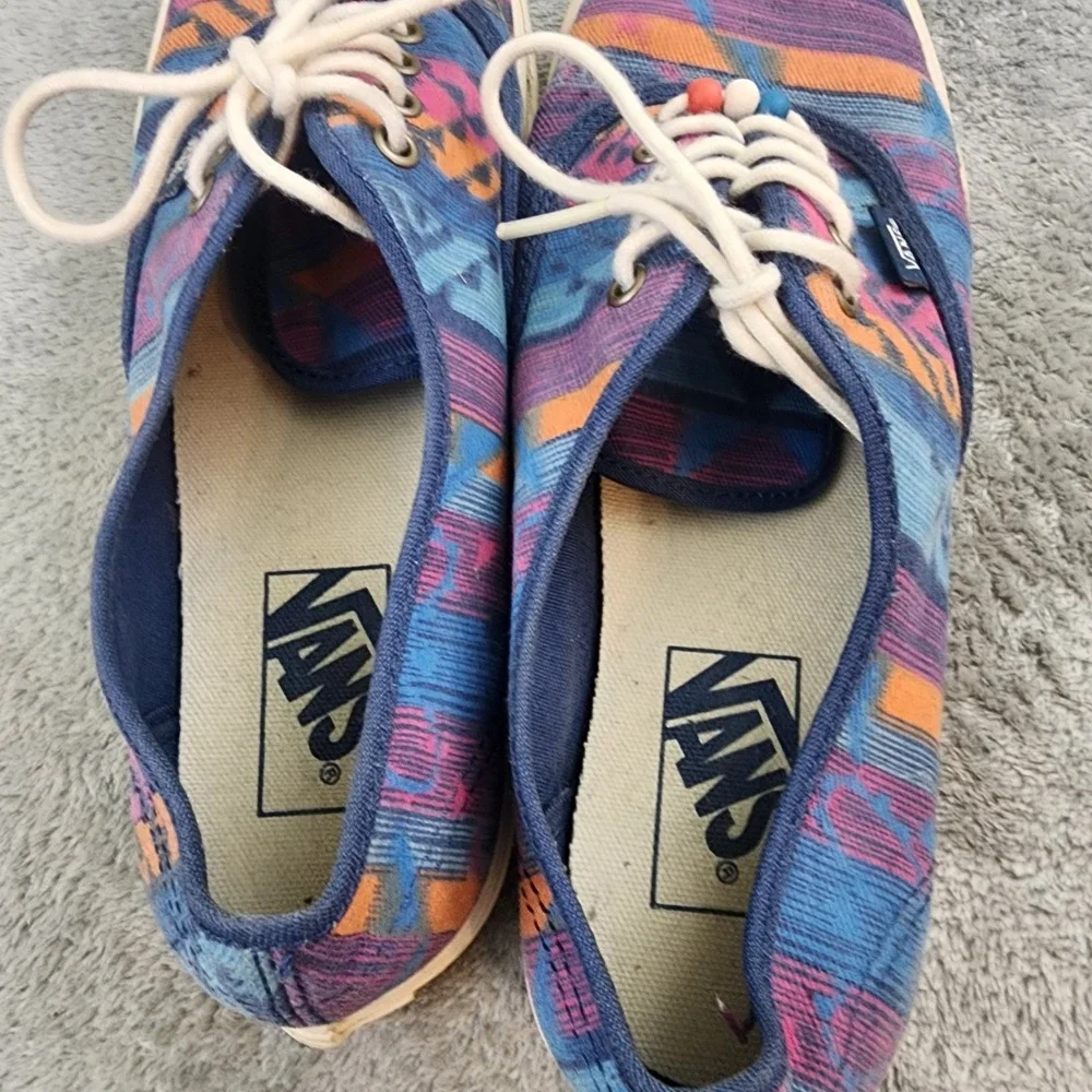 Vans Off The Wall Lace Up Shoes Multicolor Men's‎ 7.5 Women's 9